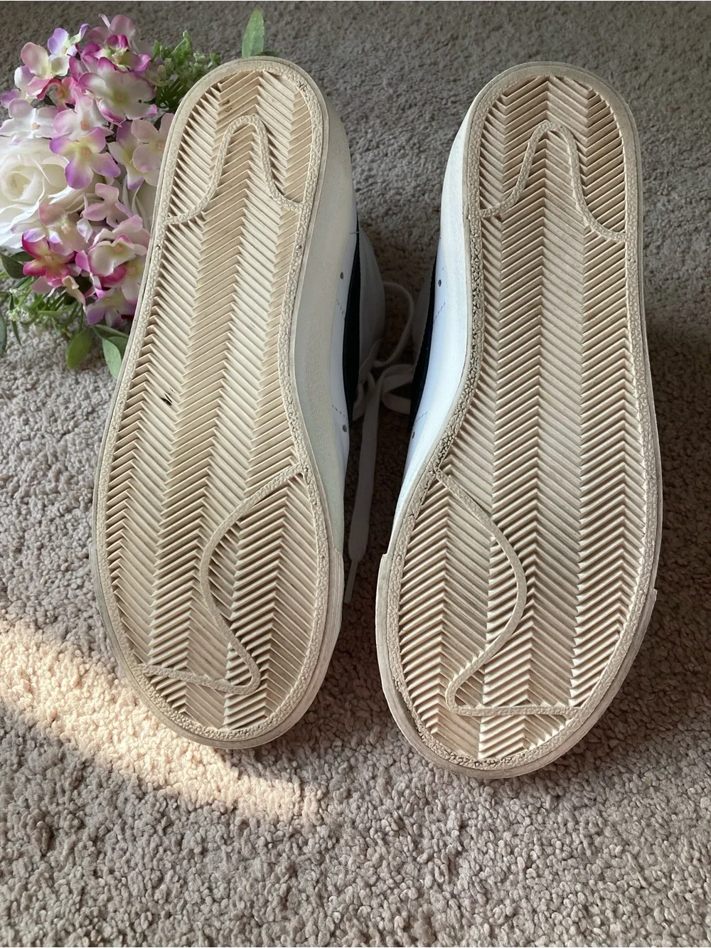 Nike Women’s White High-Top Sneakers with Black Swoosh - Picture 13 of 13